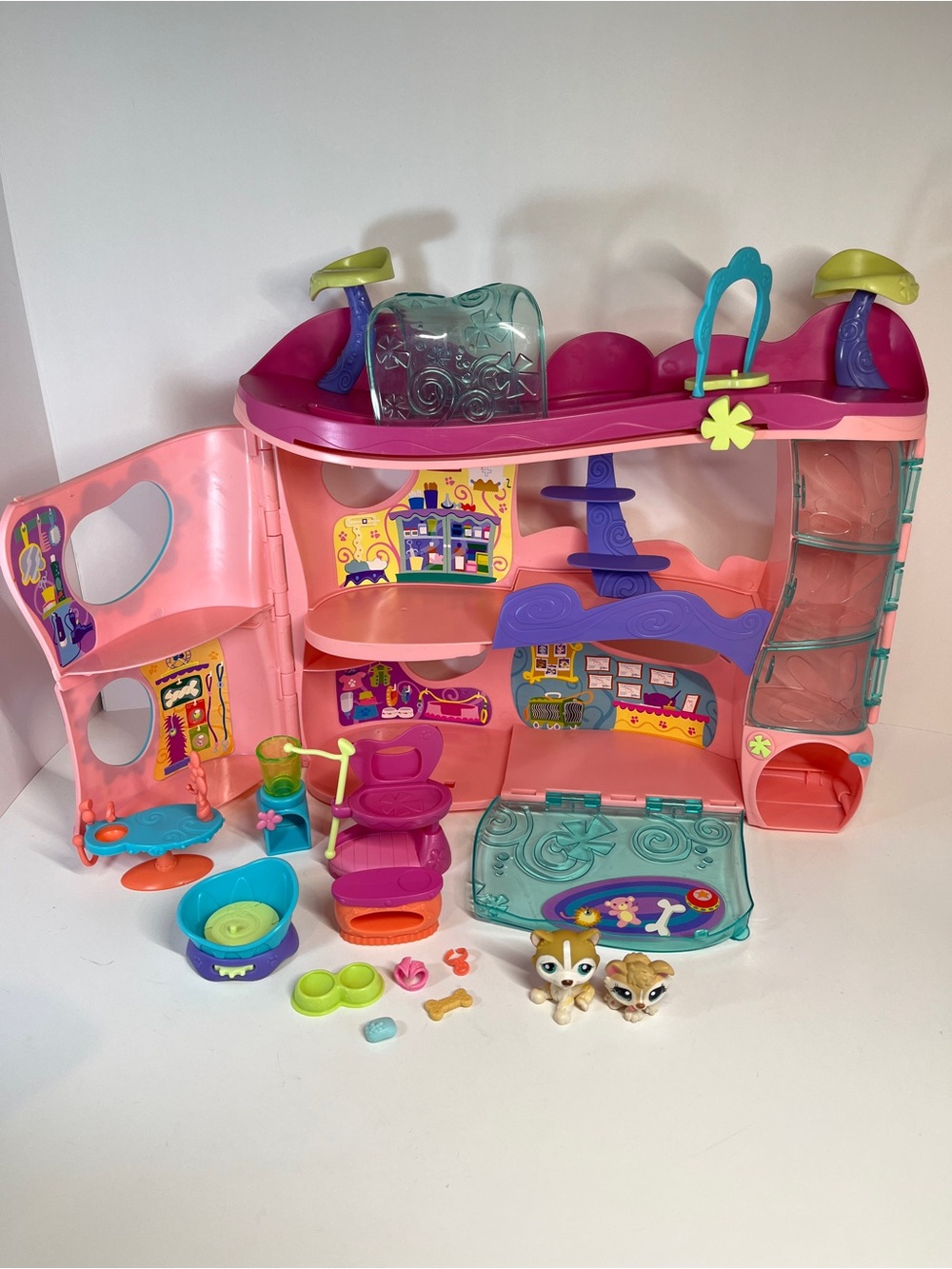 2008 Vtg Littlest Pet Shop LPS Cozy Care Adoption Playset Husky Dog #1012 #1013